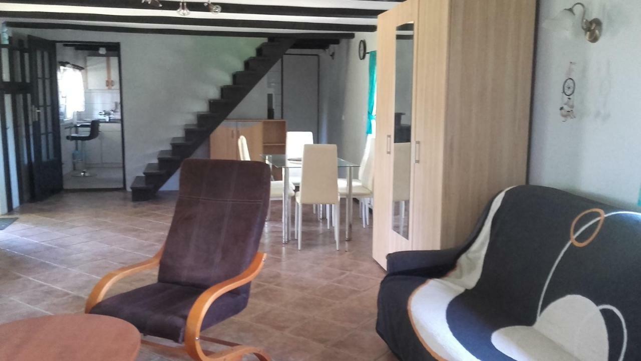 Agroturystyka Pod Debami W Klukach Smołdzino Exterior foto